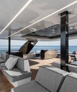 Charter catamaran Otoctone sundeck view