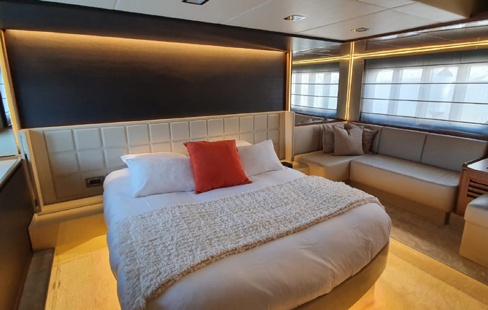 Master suite of charter yacht Absolute - Ocean5